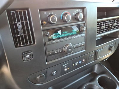 2025 Chevrolet Express LT Passenger