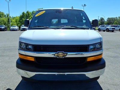2025 Chevrolet Express LT Passenger