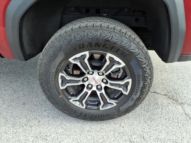 2024 GMC Canyon AT4