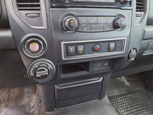 2022 Nissan Titan XD S