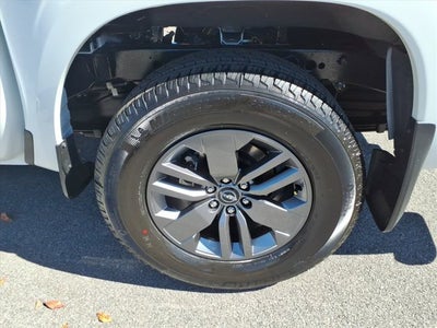 2027 Nissan Frontier SV