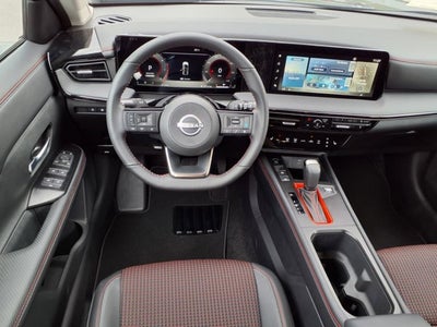 2025 Nissan Kicks SR