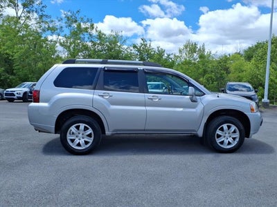 2011 Mitsubishi Endeavor LS