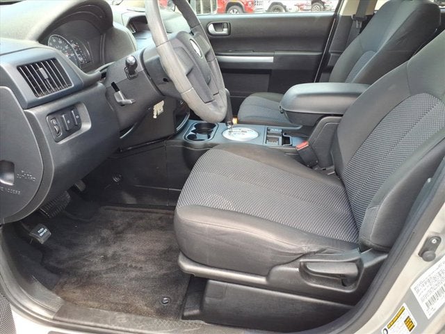 2011 Mitsubishi Endeavor LS