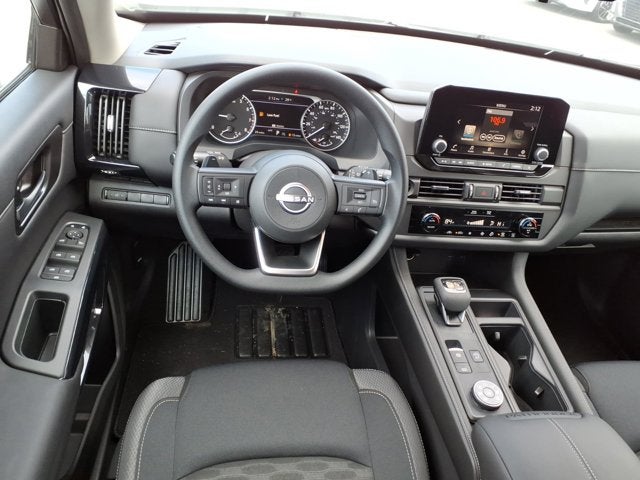 2025 Nissan Pathfinder S