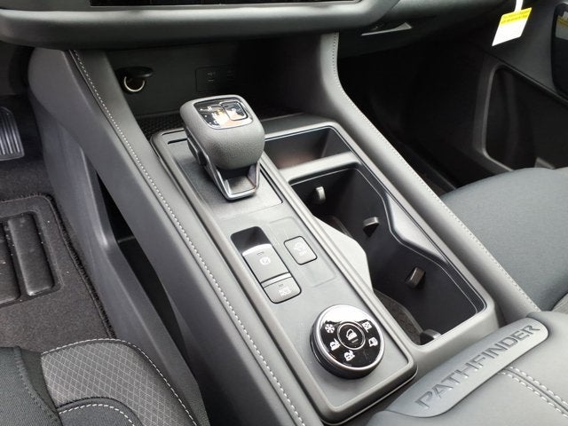 2025 Nissan Pathfinder S