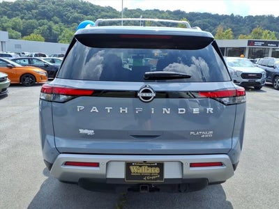2025 Nissan Pathfinder Platinum