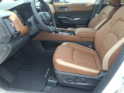 2026 Nissan Pathfinder Platinum