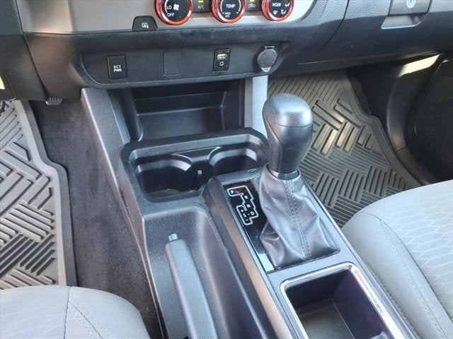 2017 Toyota Tacoma SR