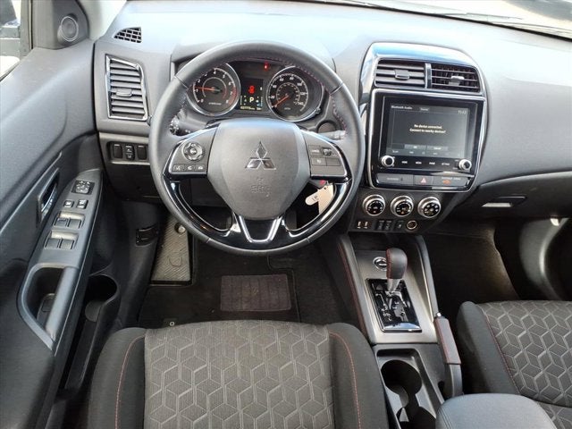 2025 Mitsubishi Outlander Sport 2.0 LE