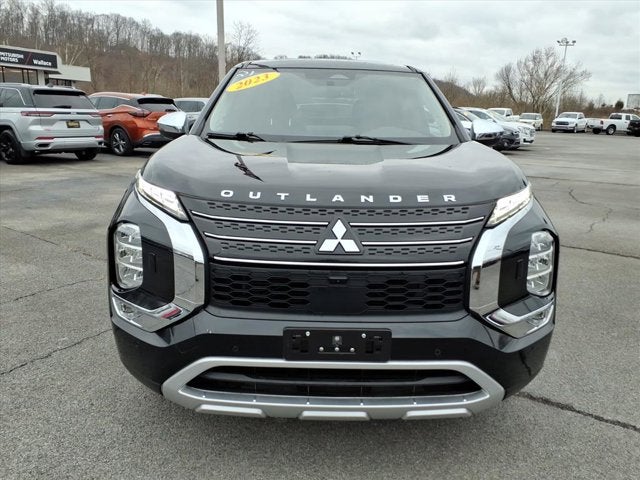 2023 Mitsubishi Outlander SE