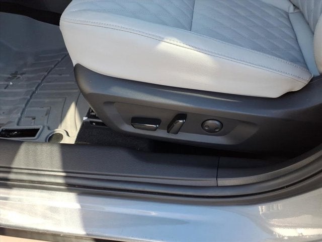 2024 Mitsubishi Outlander SEL