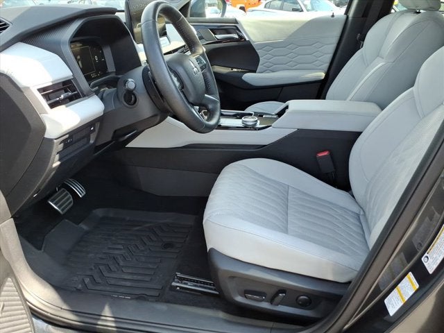 2025 Mitsubishi Outlander SEL