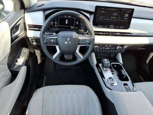 2025 Mitsubishi Outlander SEL