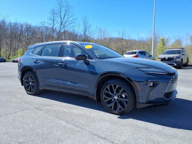 2025 Toyota Crown Signia Limited